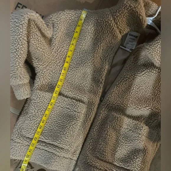 Garage Oversized Zip Front Teddy Jacket - M/L - Picture 6 of 6
